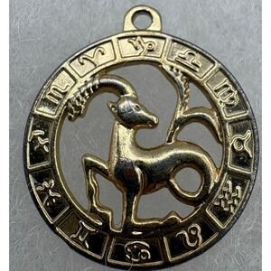 Gold Tone Capricorn Zodiac Pendant 1" Vintage Style Astrology Charm‎